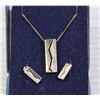 Image 1 : 925 SILVER ELIZABETH DUKE NECKLACE AND EARRINGS