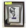 Image 1 : BRAND NEW PICTURE FRAME SEALED