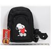 NEW PEANUTS SNOOPY HOLDING A HEART BACKPACK