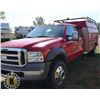 Image 3 : 2005 FORD F550 SERVICE TRUCK 4X4 CREW CAB DIESEL