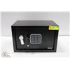 Image 1 : DIGITAL SAFE W/KEY