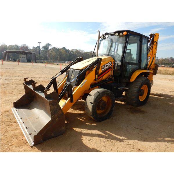2018 JCB 3CX Backhoe