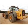Image 2 : 2008 JOHN DEERE 824J Wheel Loader