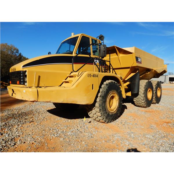 2004 CAT 740 Articulated Truck