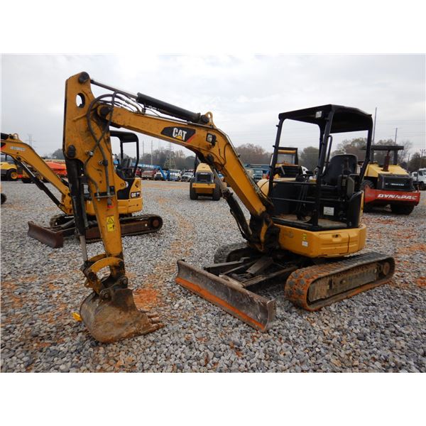2016 CAT 303.5E2CR Excavator - Mini