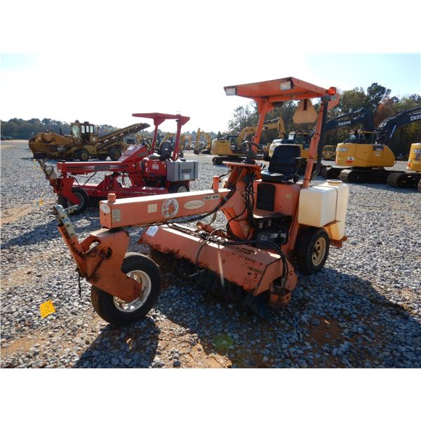 2005 LAY MOR 6HC Broom