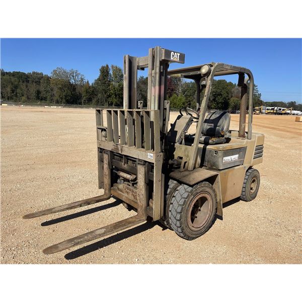 CAT V60E Forklift - Mast