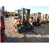 Image 4 : NISSAN F04D40HV Forklift - Mast