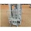 Image 5 : TOYOTA 8FBCU25 Forklift - Mast