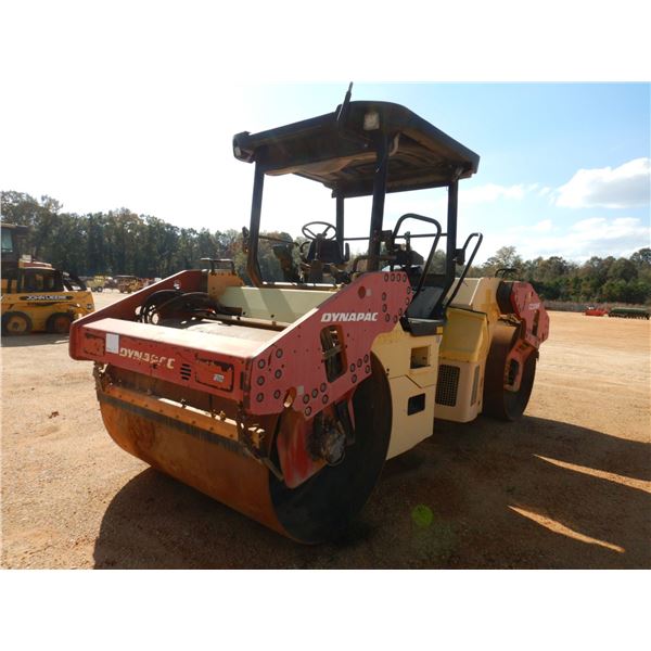 DYNAPAC CC524HF Roller