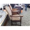 Image 2 : 2 VintageCaptain Chairs