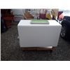 Image 3 : Drop Leaf Table/Craft Table W/Bag of Batting