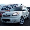 Image 2 : C6B --  2011 KIA SOUL PLUS, White, 202865 KM's