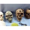 Image 2 : Lot of Skulls