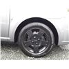 Image 16 : B4 --  2007 PONTIAC WAVE, Grey, 190787 KM's