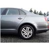 Image 17 : B5 --  2006 VW JETTA , Grey, 248258 KM's