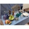 Image 2 : Crystal Bowl, Decanter,  2 Small Vintage Lamps + More