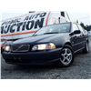 Image 2 : A10 --  1999 VOLVO S70 , Blue, 216870 KM's