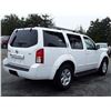 Image 8 : D5 --  2008 NISSAN PATHFINDER S 4X4, White, 246617 KM's