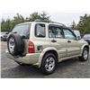 Image 8 : E5 --  2000 SUZUKI GRAND VITARA JLX LTD 4X4, Green, 374764 KM's