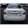Image 6 : E6 --  2015 NISSAN ALTIMA , White, 178435 KM's