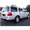 Image 8 : D5 --  2006 LINCOLN NAVIGATOR, White, 130441 Miles