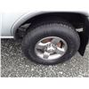 Image 10 : G5 --  2002 NISSAN X-TERRA XE 4X4, Silver, 252859 KM's