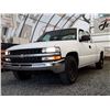 Image 2 : A8 --  1999 CHEVROLET 1500  EXT CAB, White, 297892 KM's