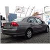 Image 8 : A6 --  2005 HONDA CIVIC DX, Grey, 134001 KM's