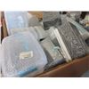 Image 1 : 10 Packages of Plastic Bins, Baskets & Trays