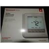 Image 1 : Honeywell T6 Thermostat