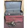 Image 1 : LOT OF 2 - METAL TOOL BOX & 3 INCH VICE