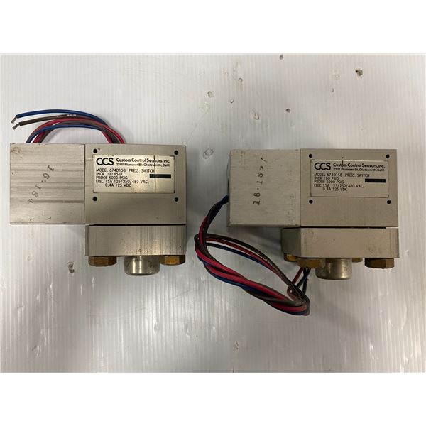 (2) Custom Control Sensors #674D158 Pressure Switches