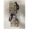 Image 2 : (2) Custom Control Sensors #674D158 Pressure Switches