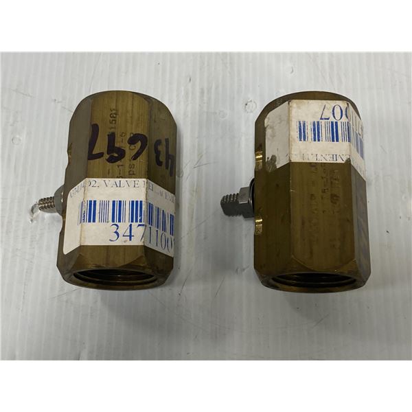 (2) Van Air Systems ##14-0519 Valves Manual, 1  Pressure 720 PSI, F-NPT, Brass