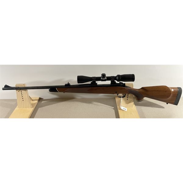 WINCHESTER MODEL 70 IN .30-06