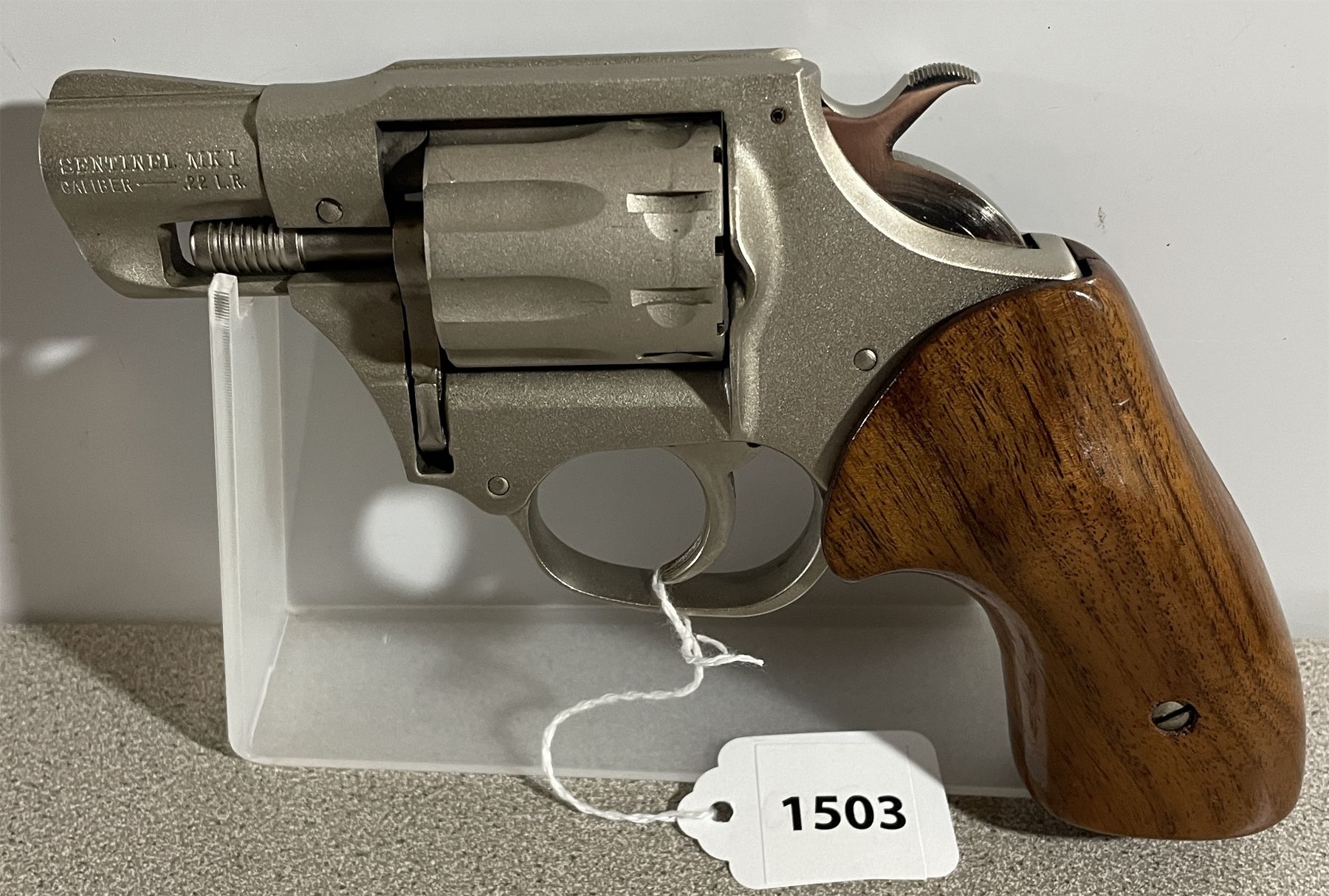 Sentinel R Mk1 HIGH STANDARD SENTINEL MK 1 MODEL IN .22 LR - PROHIB CLASS