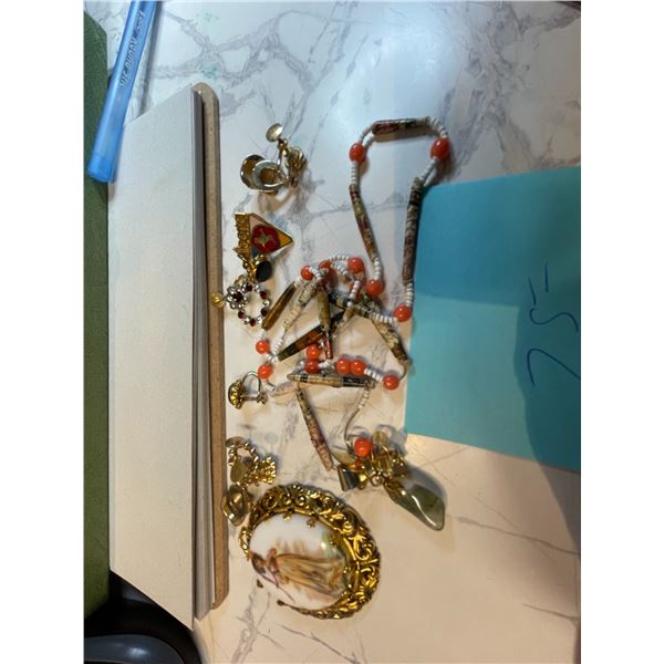 Bond St Jewellery Box & Misc Costume Jewellery