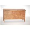 Image 2 : PAINTED NEW ENGLAND LOW BLANKET BOX - PRIMITI