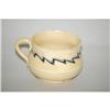 Image 2 : EARLY MOCHA DECORATED YELLOW WARE HANDLED POT