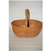 Image 1 : 19TH CENT. OVAL NANTUCKET BASKET - 11" OVAL N