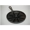 Image 2 : (2) CAST IRON COOK PANS - (1) 9 1/2" GRISWOLD