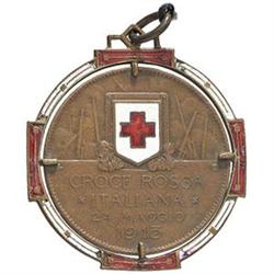 Vittorio Emanuele III (1900-1943). Medaglia moneta 1915 da 10 centesimi C.R.I. con cornice smaltata