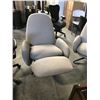 Image 2 : DESIGN WITH REACH VALA GREY RECLINER RETAIL VALUE $4033 CAN