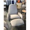 Image 2 : DESIGN WITHIN REACH VALA GREY RECLINER RETAIL VALUE $4033 CAN