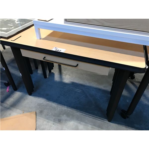 MAPLE 4' X 1.5' TRAINING TABLE