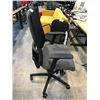 Image 2 : HON IGNITION 2 GREY MESH BACK FULLY ADJUSTABLE TASK CHAIR