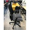 Image 2 : HON IGNITION 2 GREY MESH BACK FULLY ADJUSTABLE TASK CHAIR