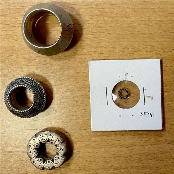 AFRICA: LOT of 4 rings