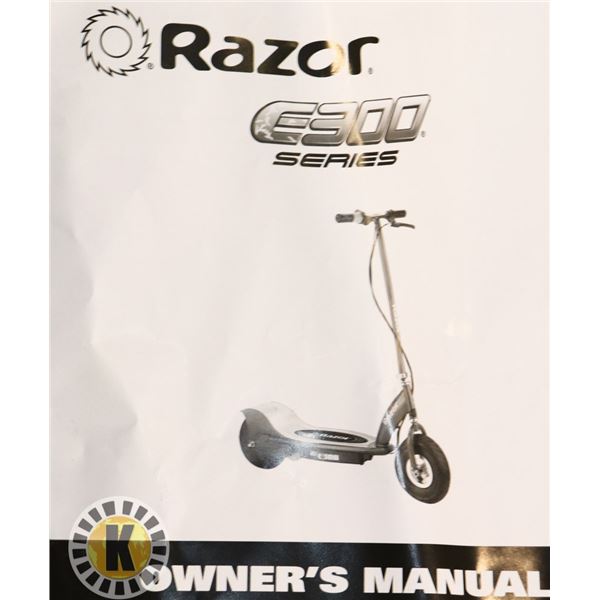 RAZOR E3OO ELECTRIC SCOOTER